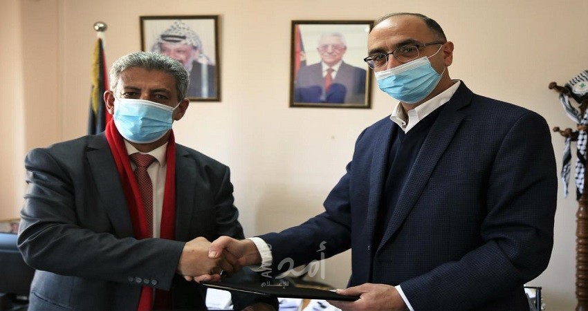 سلطة البيئة وجامعة بيت لحم يوقعان عقد خدمة تحديث إستراتيجية التنوع الحيوي