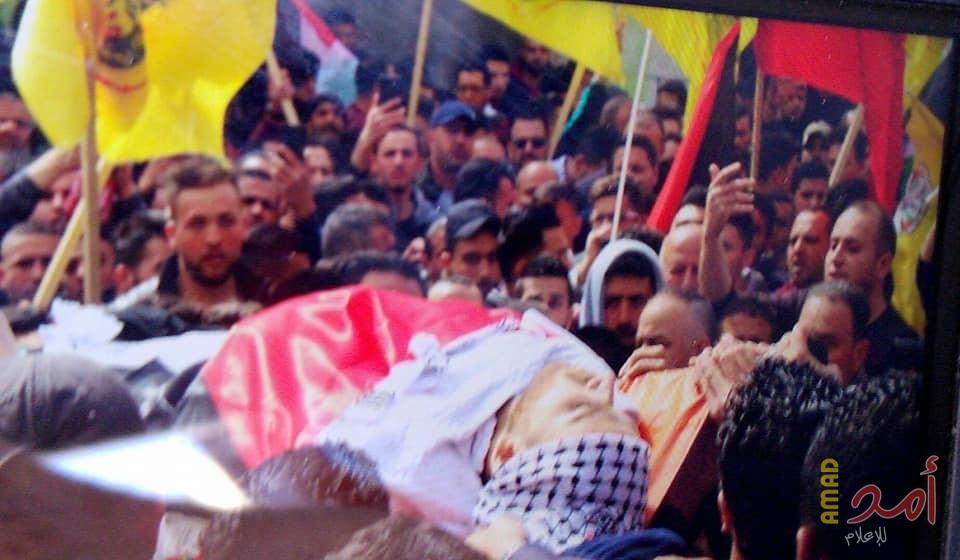 أهالي نابلس يشيعون الشهيد "خالد التايه" (صور)