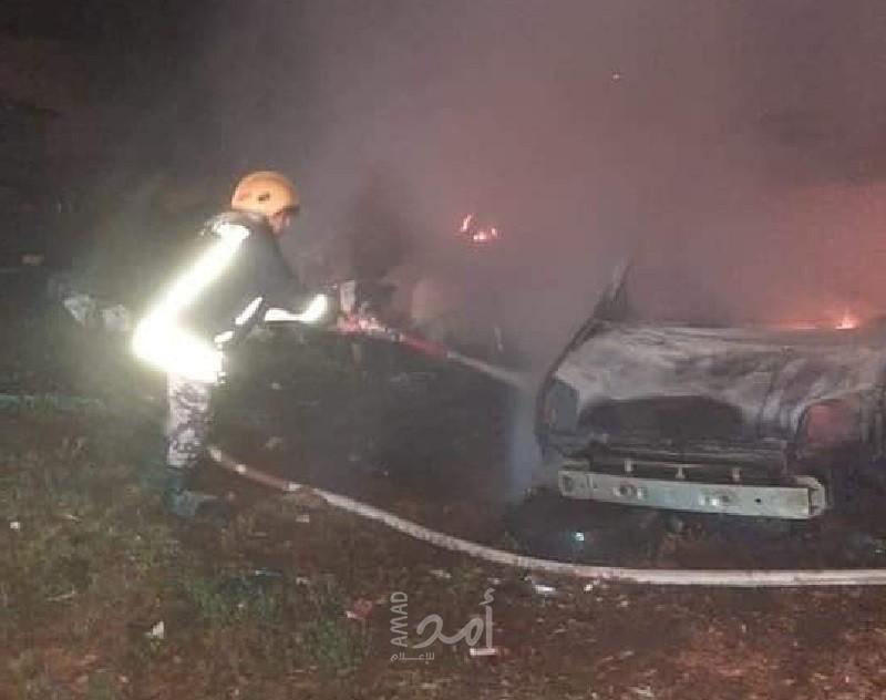طواقم الدفاع المدني تسيطر على حريق اندلع بمركز للمركبات في "كفر سابا" بقلقيلية