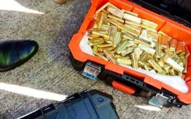 أول تعليق من مصر على طائرة "الذهب والدولارات" بزامبيا