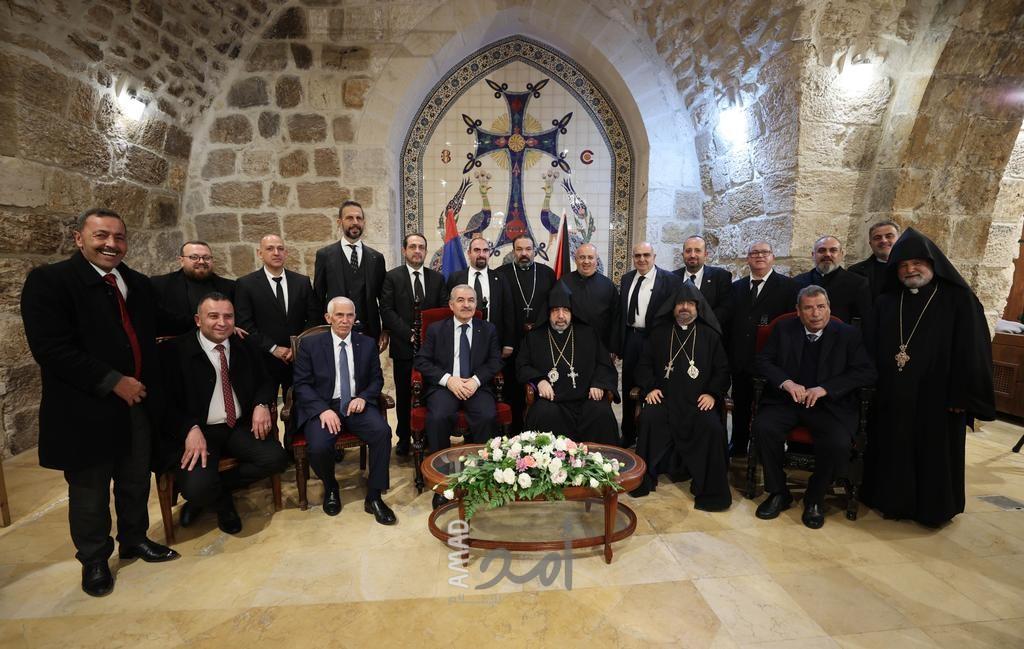 أبناء الشعب الفلسطيني مسلمين أو مسيحيين يواجهون ذات المصير ويعيشون تحت نفس الظروف