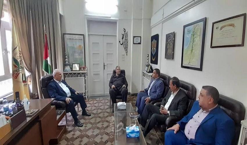 دمشق: قيادة المقاومة الشعبية تلتقي مع الفصائل والفعاليات الفلسطينية لبحث تطورات القضية الفلسطينية
