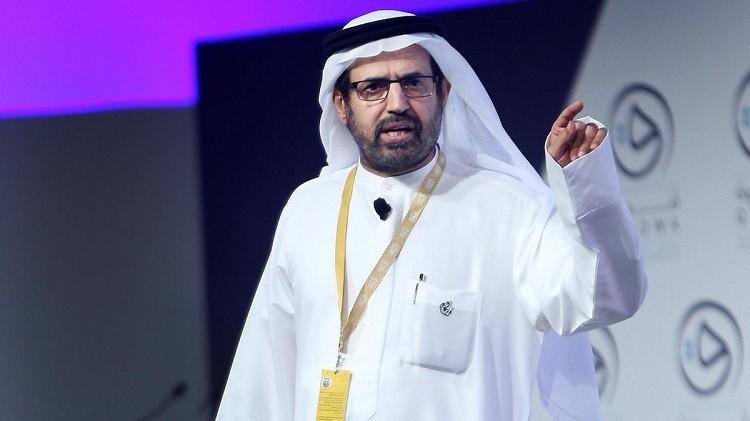 "تأخر كثيرا"..مسؤول إماراتي يتحدث عن فوائد "التطبيع" مع إسرائيل!