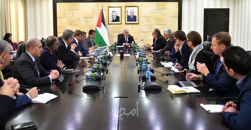 أشتية: الخصومات الإسرائيلية تشكل نزيفاً لخزينتنا وتتم دون تدقيق بأربعة ملفات