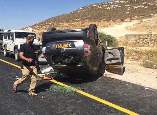 من موقع عملية اطلاق النار في الخليل