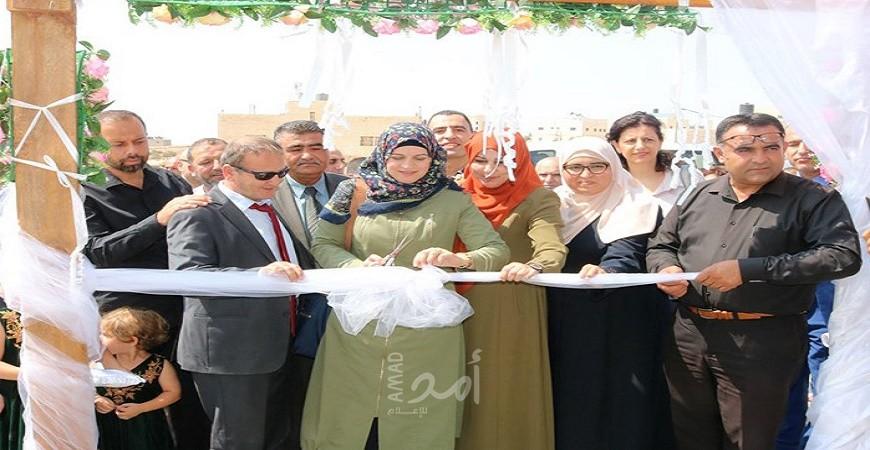 التربية تفتتح المركز المجتمعي الثالث لتعليم الشباب والكبار في يطا