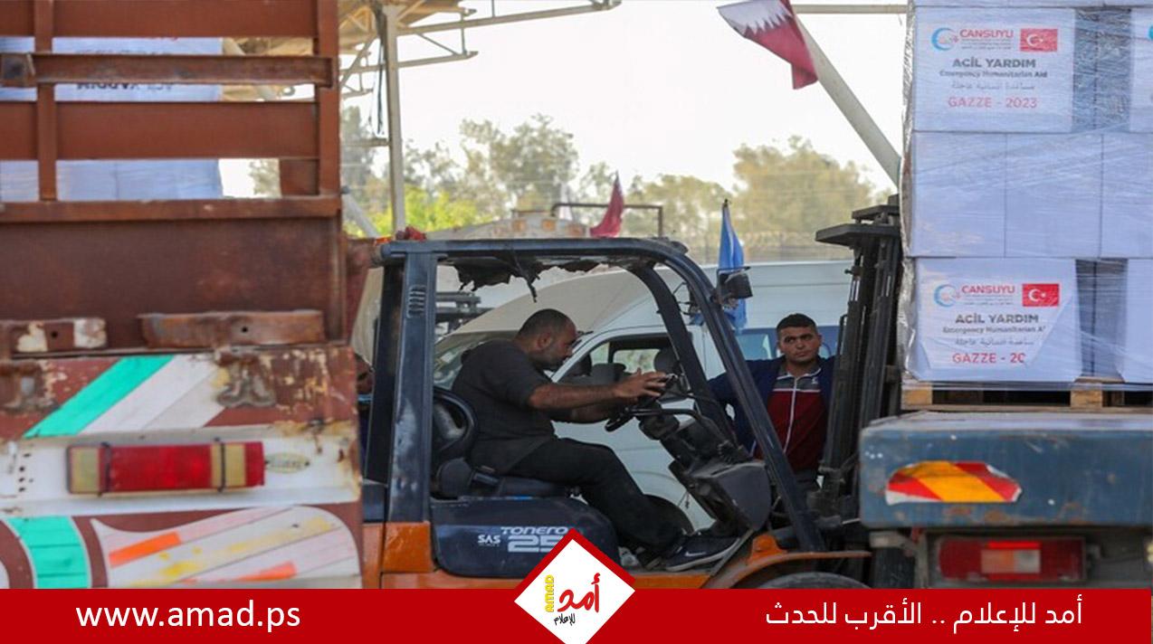 قوات الاحتلال تحتجز قافلة مساعدات طبية قرب مجمع ناصر بخان يونس