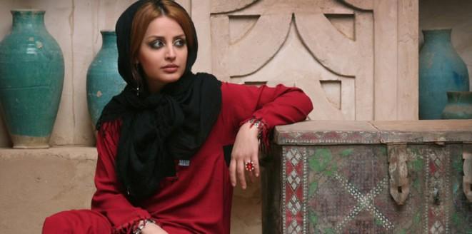 الشاعرة هيلا صديقي