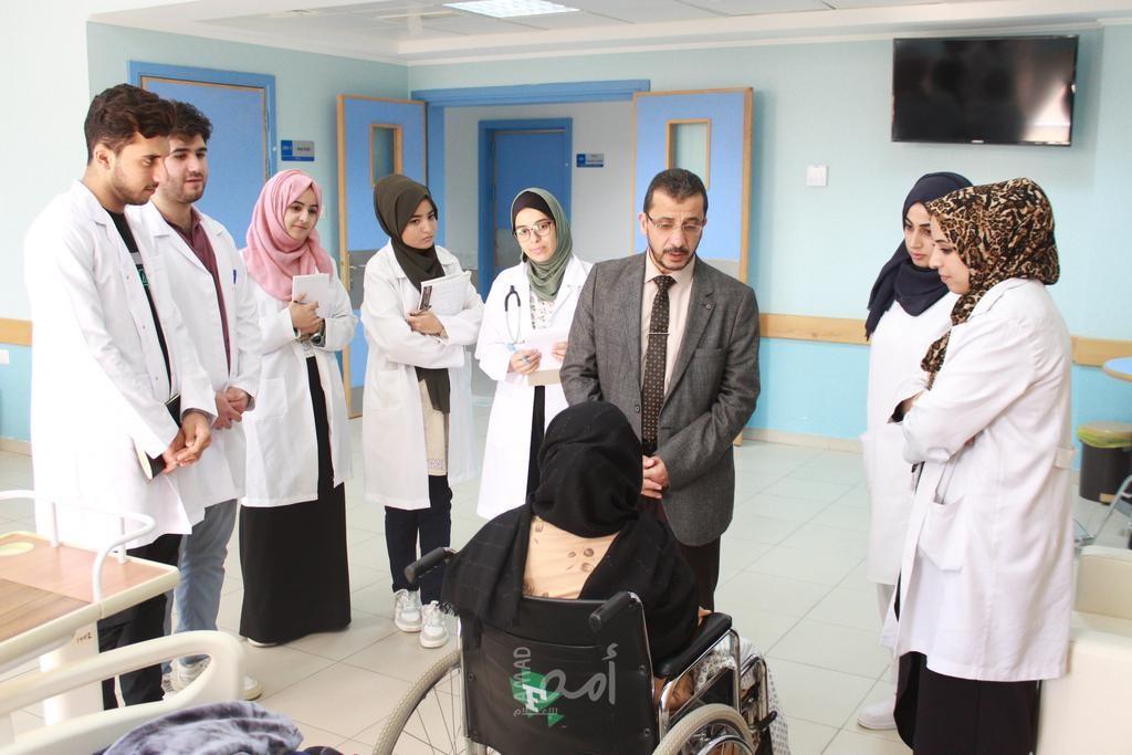 مستشفى حمد بغزة يفتح أبوابه لتعليم طلبة كلية الطب بجامعة الأزهر