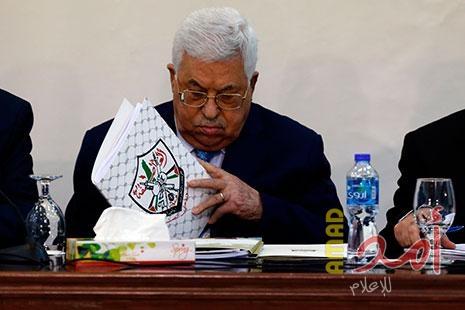 "هآرتس": تدهور وضع عباس الصحي.. والأمن الإسرائيلي متخوف من تصاعد حدة "الصراع على خلافته"!