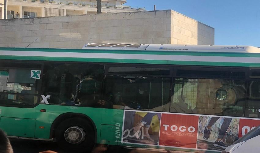 محدث.. إصابات بمواجهات مسيرة الأعلام في القدس