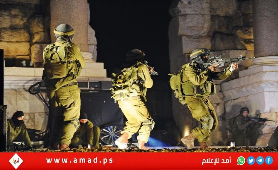محدث.. قوات الاحتلال تشن حملة اعتقالات وتداهم المنازل في الضفة والقدس