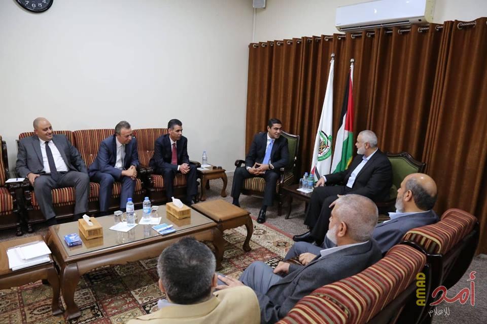 الوفد الأمني المصري يغادر غزة عبر "إيرز" متوجهاً إلى رام الله