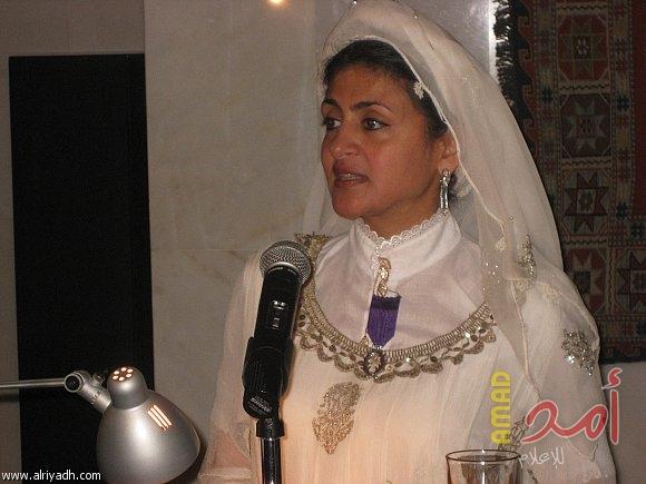 وسط حملة ضد نشطاء..السلطات السعودية تعتقل الناشطة والأكاديمية هتون الفاسي