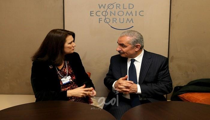 ضمن جولة خارجية.. أشتية يلتقي وزيرة خارجية السويدووزير التجارة الدولية الماليزي