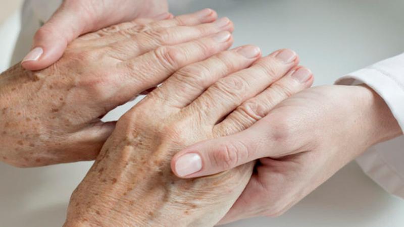 5 مشاكل جلدية مرتبطة بتقدم العمر