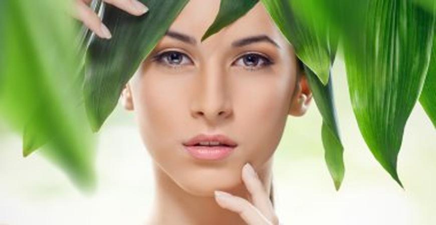 بالصور ..  استخدمى الشاى الأخضر للحصول على بشرة نضرة