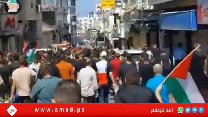تشييع جثمان الشهيد "محمد أبو سعن" في طولكرم- فيديو