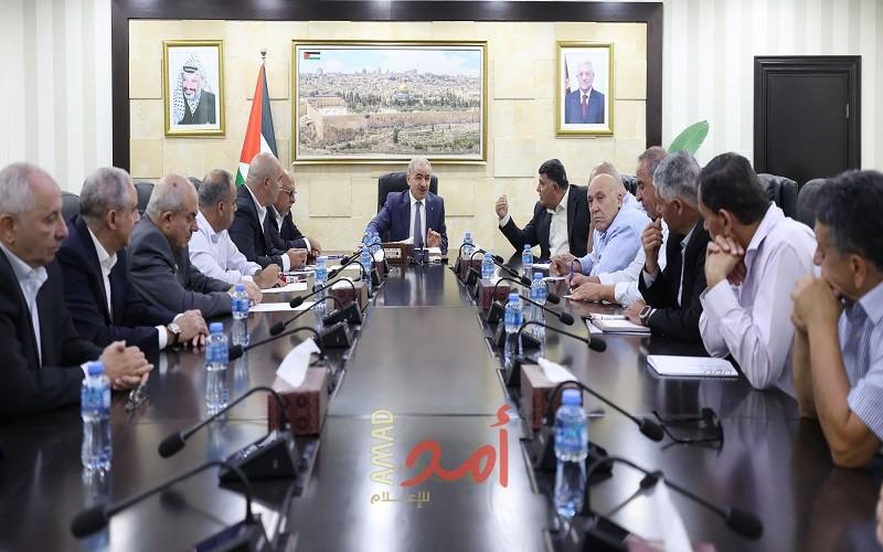 اشتية: إجراءات سلطات الاحتلال وحصار نابلس تهدف لإعادة احتلال الضفة