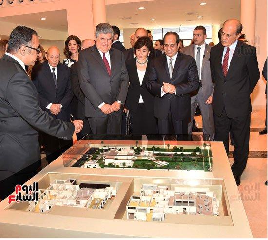 في ذكرى رحيل الخالد.. السيسي يوقع فى سجل الزيارات بمتحف الزعيم جمال عبد الناصر