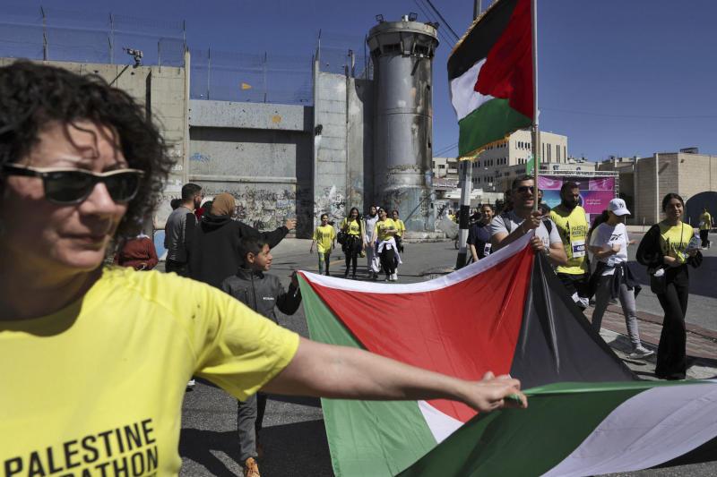 غالوب: الجيل الجديد من ديمقراطيي أميركا يتعاطف مع الفلسطينيين أكثر من الإسرائيليين