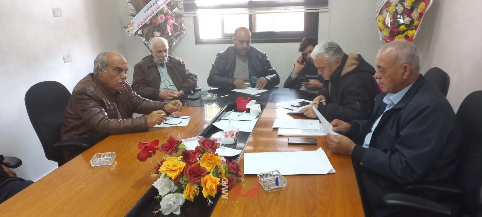 خلال اجتماع خاص.. تجار  غزة يطالبون الجهات المختصة للتدخل في الغاء الرسوم الجديدة