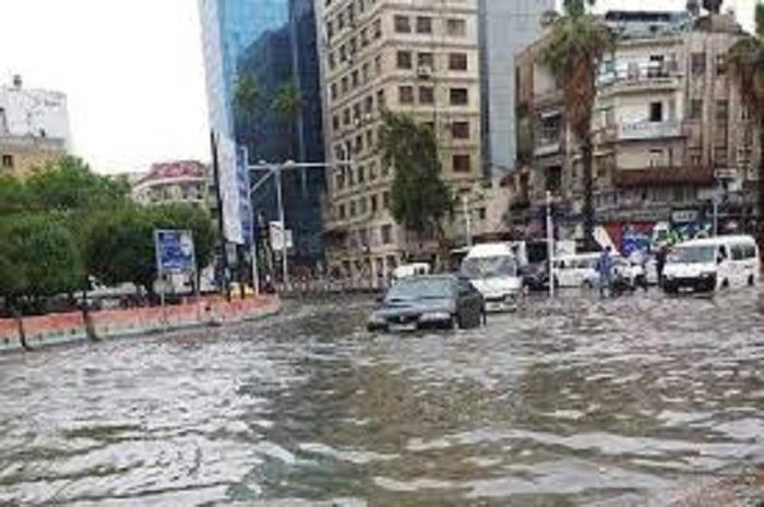 جنين: انقاذ عائلات من السيول في عرابة