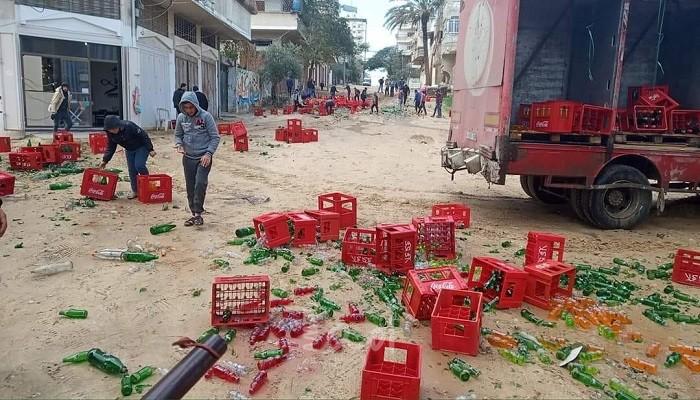 حادث اصطدام شاحنة مشروبات غازية في غزة