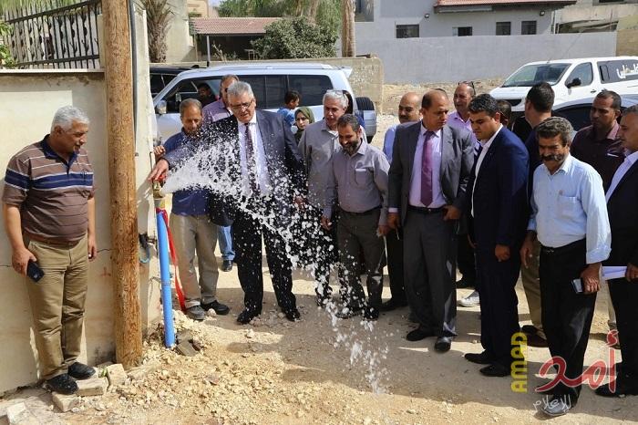 بالصور - رئيس سلطة المياه ونائب المحافظ يفتتحان مشاريع مائية في قلقيلية