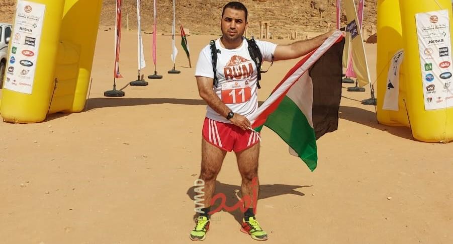 الأردن: فوز العداء الدولي الفلسطيني "سامي نتيل" بالمركز الثالث في سباق رم الصحراوي 