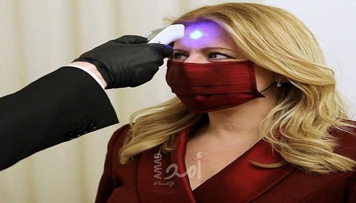 رئيسة سلوفاكيا تجذب انتباه العالم باناقتها في زمن الكورونا (صور)