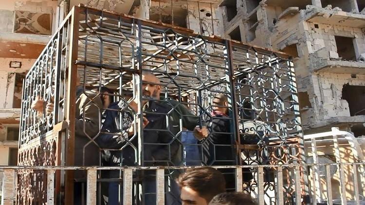أكبر صفقة تبادل أسرى بين السلطات السورية و"جيش الإسلام"