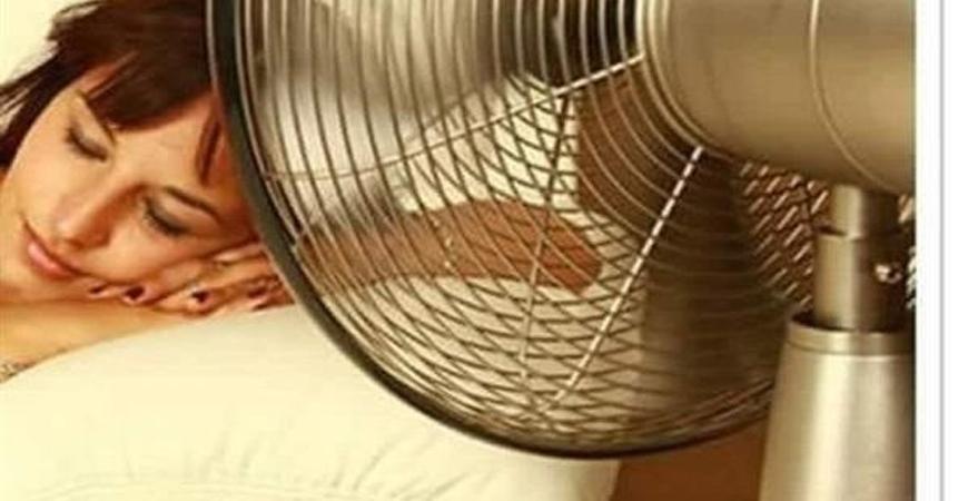 أضرار استخدام المروحة بفصل الصيف