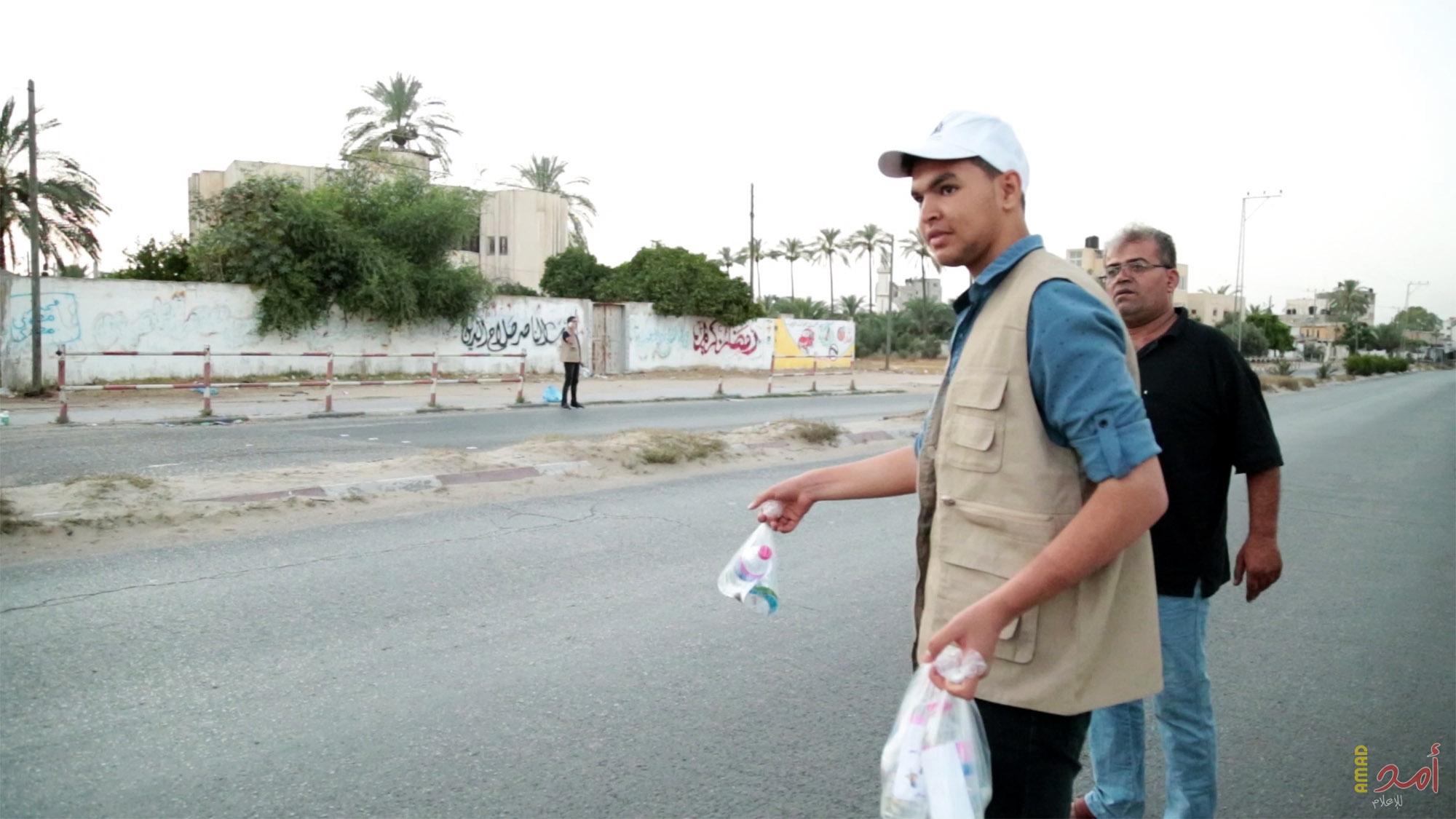 نادي الزيتون يطلق مبادرة "إفطار صائم" ويبدأها بإفطار عابر سبيل