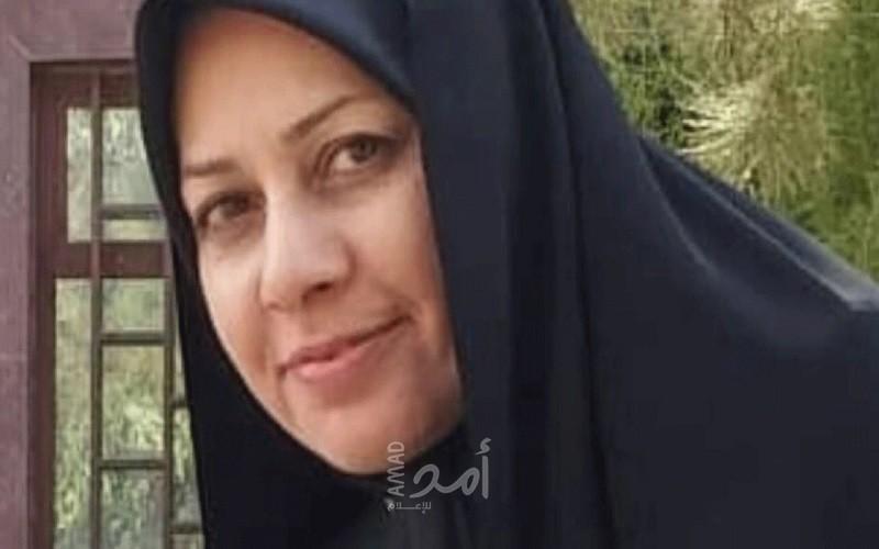 إيران توقف ابنة شقيقة خامنئي بعد ثنائها على أرملة الشاه