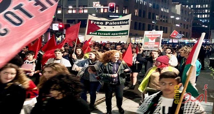 مظاهرة في "ملبورن" الاسترالية ضد مجزرة الاحتلال في غزة