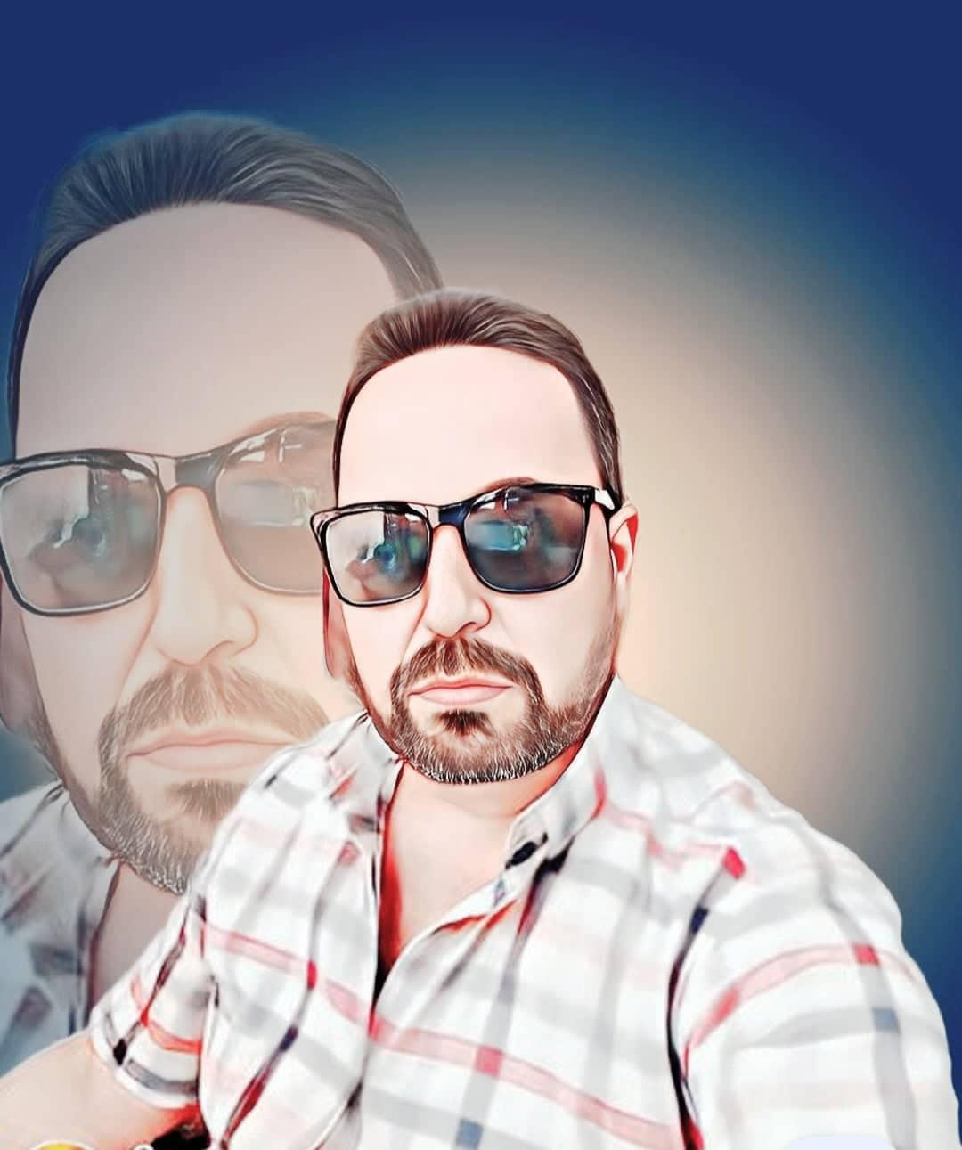 بدينِ سجاحَ لايرضى حَصِيفٌ