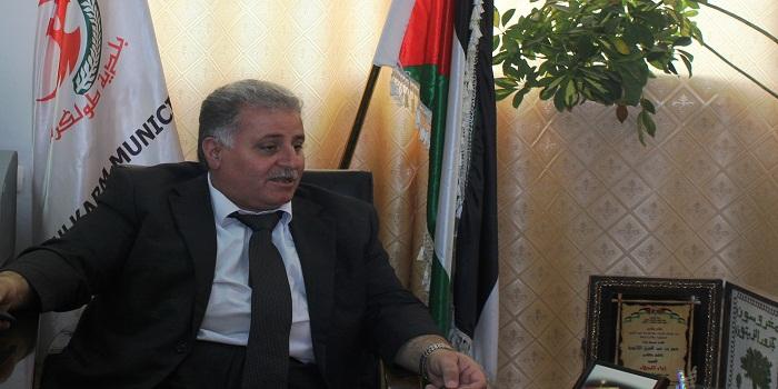 رئيس بلدية طولكرم  إياد الجلاد يقدم استقالته