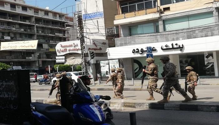 لبنان: احراق مصارف في طرابلس وبيروت بعد تحطيمها من قبل المحتجين_ صور