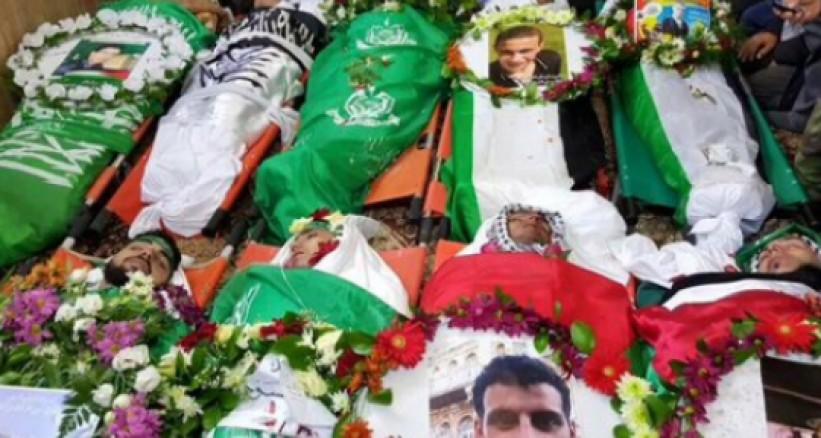 بالصور : الخليل تشيع جثامين شهدائها