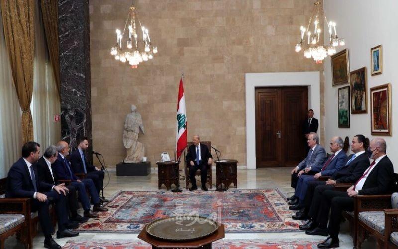 بدء الاستشارات النيابية لتكليف شخصية بتشكيل حكومة جديدة في لبنان