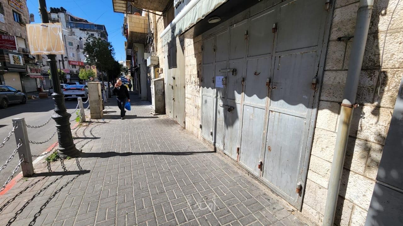 إضراب شامل يعم محافظة جنين حداداً على روح الشهيد الزبيدي