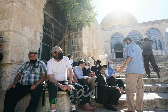 القدس: عشرات المستوطنين يقتحمون المسجد الأقصى بحماية شرطة الاحتلال