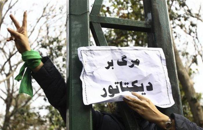 لخدمة مصالح تل أبيب.. الأجهزة الأمنية الاسرائيلية توصي السياسيين التزام "الصمت" حول إيران