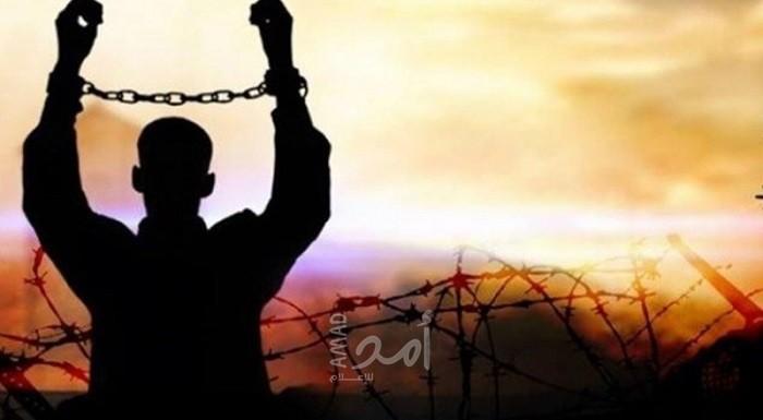 (6) أسرى يدخلون أعوامًا جديدة في سجون الاحتلال
