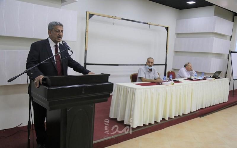 المطور يفتتح الورشة الختامية لإستراتيجية التوعية والتعليم البيئي