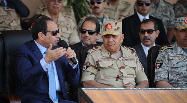 بالفيديو.. اعلامي مصري يكشف عن مؤامرة تُدبّر لـ" السيسي"