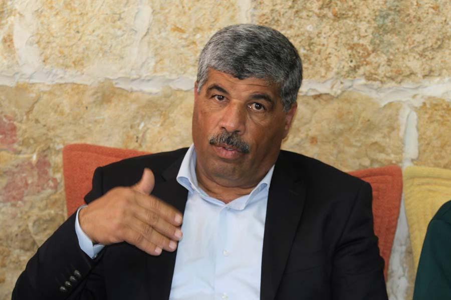 عساف: الجدار والاستيطان يمنع الحل السياسي ويكرس واقع دولة الاحتلال