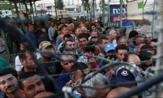 تل أبيب تدرس السماح لآلاف العمال الفلسطينيين بالمبيت داخل اسرائيل