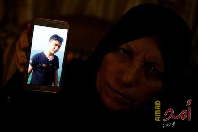 "عائلة غزية" تضيء الشموع لتأبين إبنها شهيد "جمعة الكوشوك" في عيد ميلاده الـ14